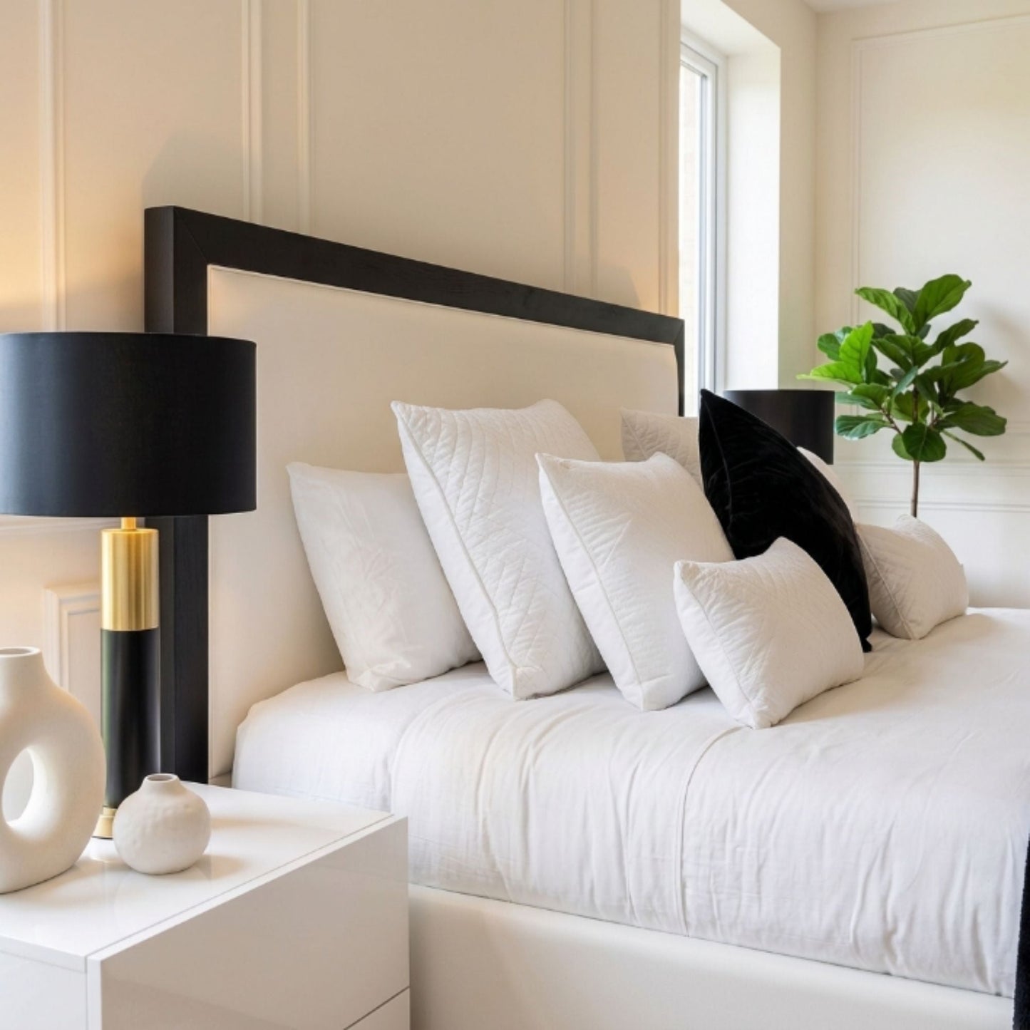 Monarch Contrast Frame Bed Frame - Eagle Bed